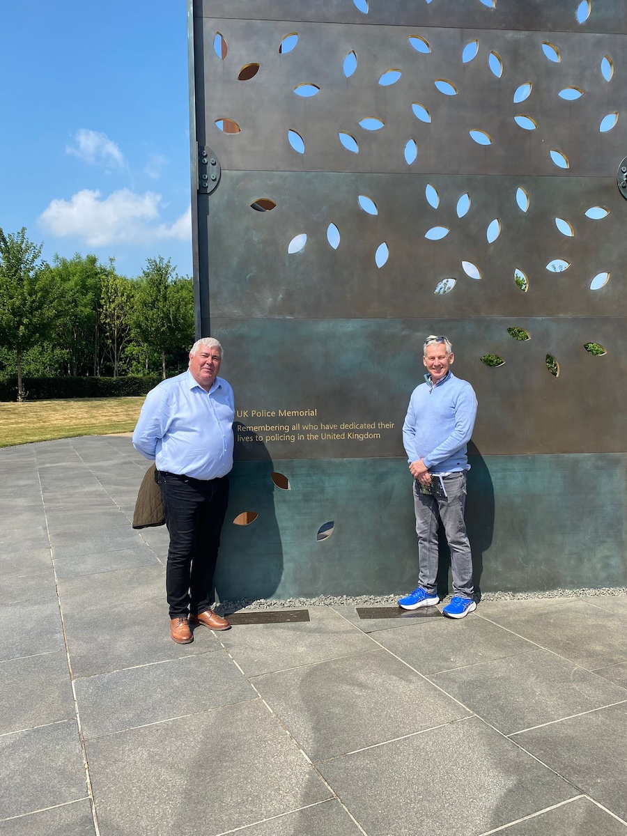 NARPO Warwickshire Your local branch of the National Association of Retired Police Officers At NARPO Warwickshire, we value the service and commitment you gave to policing in Warwickshire.